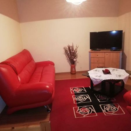 Gitta Nyaralohaz Villa Gyomaendrőd Exteriör bild
