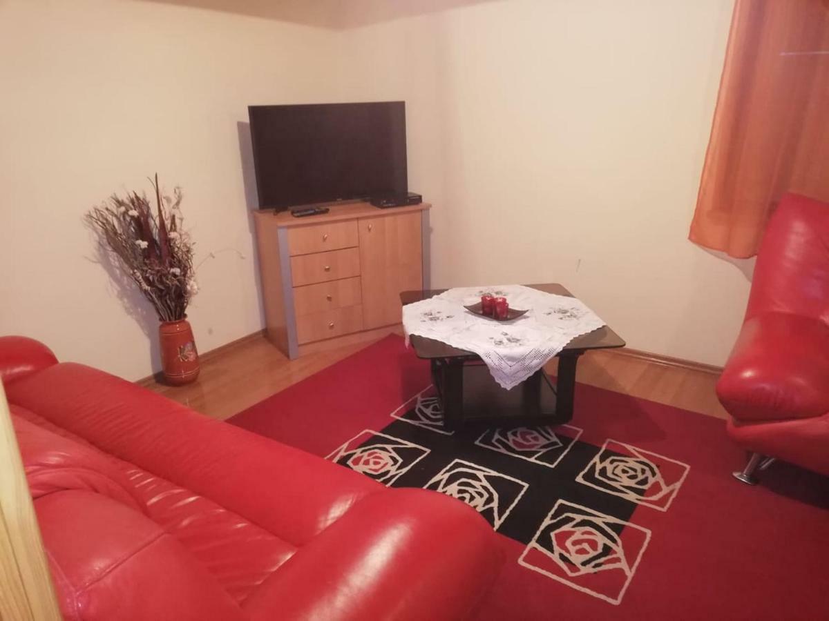 Gitta Nyaralohaz Villa Gyomaendrőd Exteriör bild